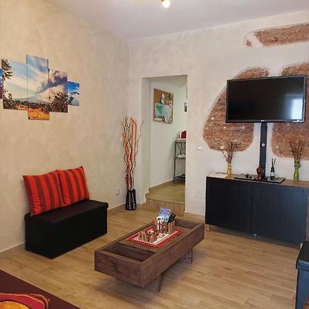 Etnacity Guest House Apartment 카타니아 외부 사진